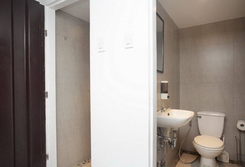 호스텔 Chillax Boracay