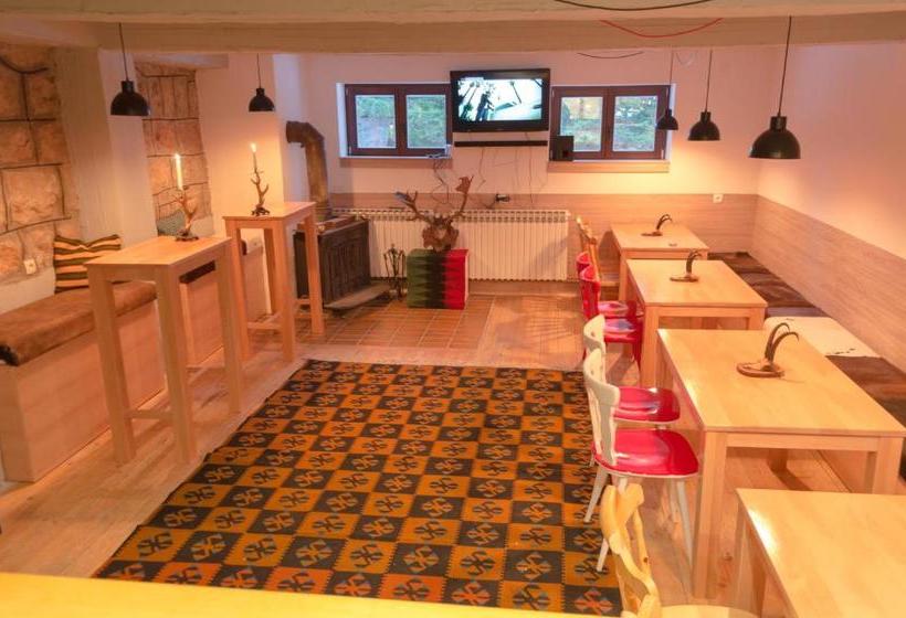 هاستل Challet Lovački Rog