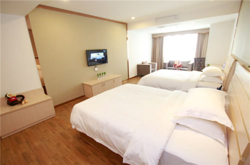 Aoyinsi International Apartment