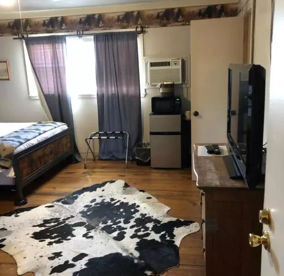 Aamiaismajoitus (B&B) Fort Davis Drug Store