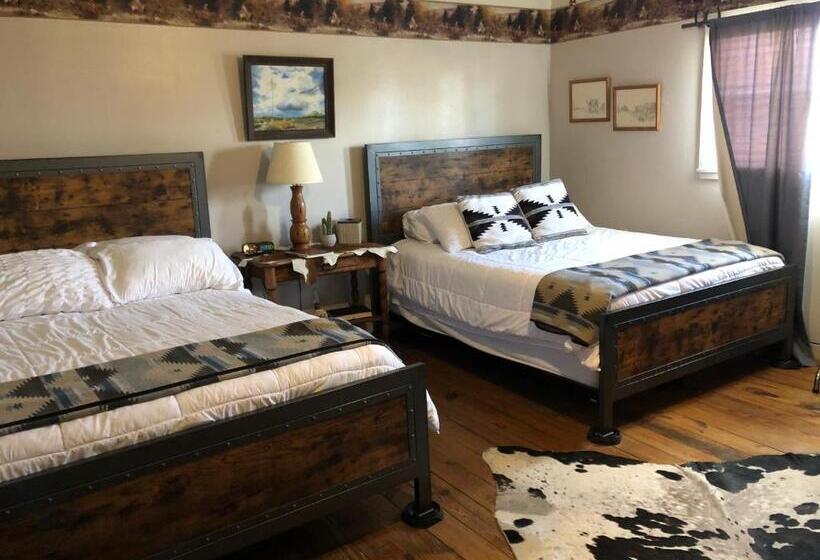 住宿加早餐  Fort Davis Drug Store