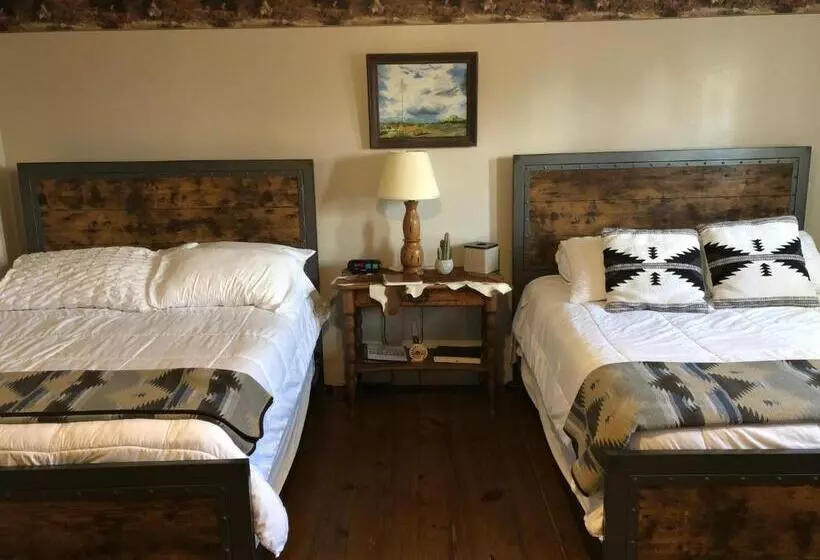 Aamiaismajoitus (B&B) Fort Davis Drug Store