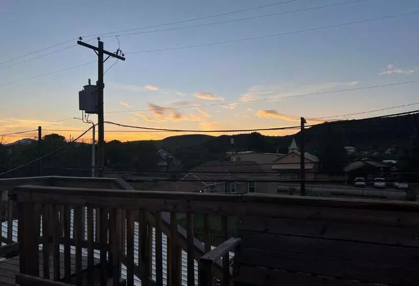 Aamiaismajoitus (B&B) Fort Davis Drug Store