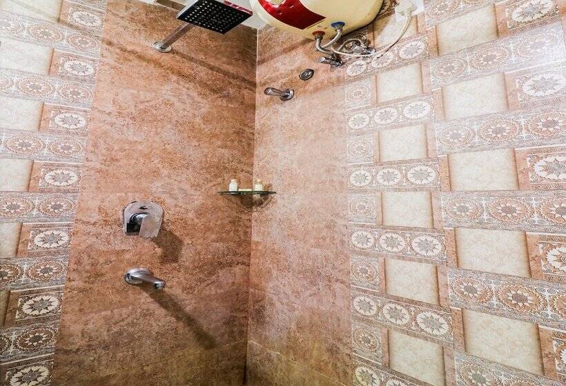 Capital O 1885 Hotel Krishna