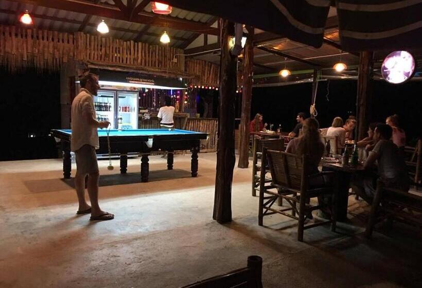 בית מלון כפרי Cottage Hill At Lanta