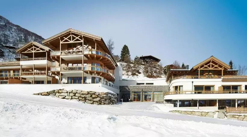هتل Kaprun Glacier Estate