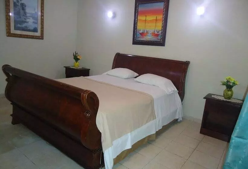 هتل L Amitié Hôtel