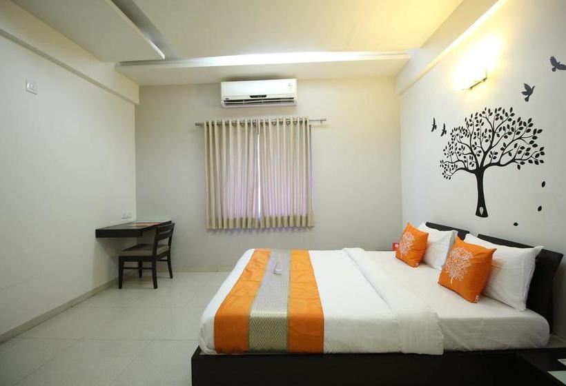 Fotos del hotel Oyo 5054 Sunnstep Club:  2
