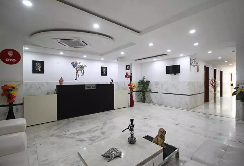 ホテル Super Collection O Sector 110 Noida