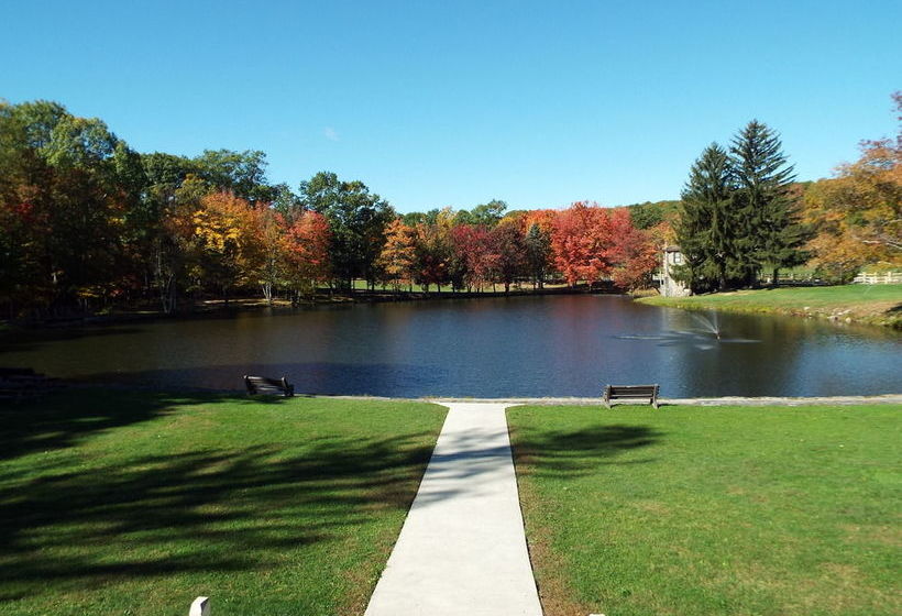 Сельский отель Malibu Dude Ranch