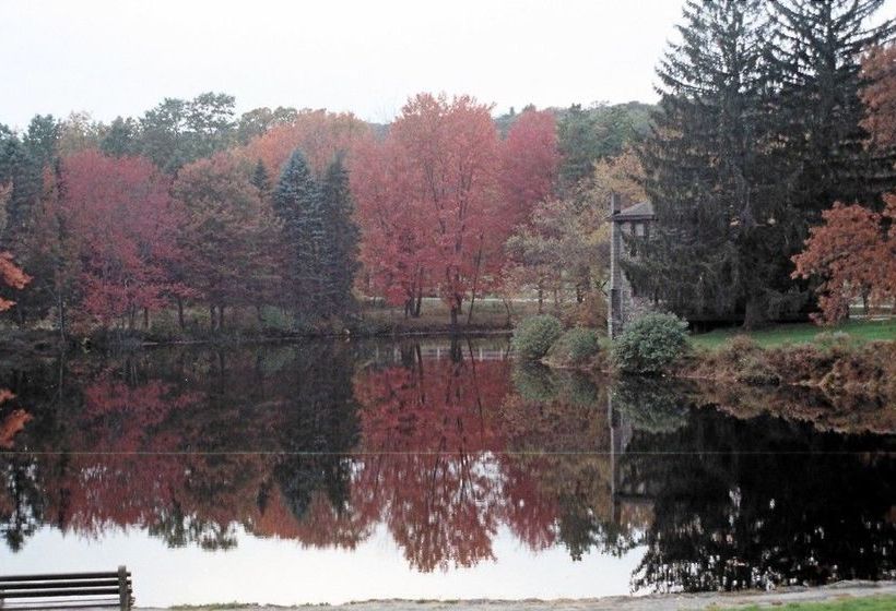 Сельский отель Malibu Dude Ranch