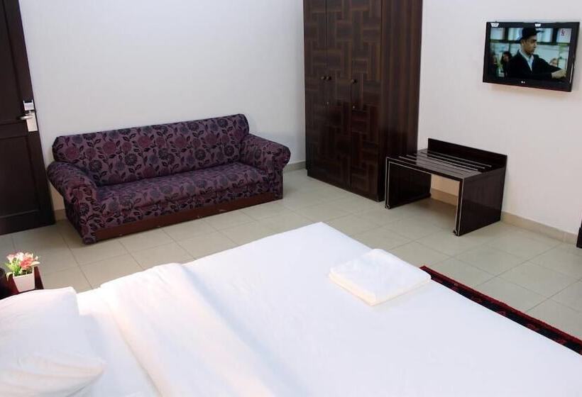 Sahara Hotel Apartments