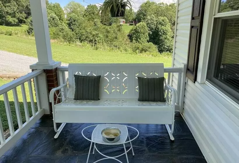 Shirley S Bed And Breakfast