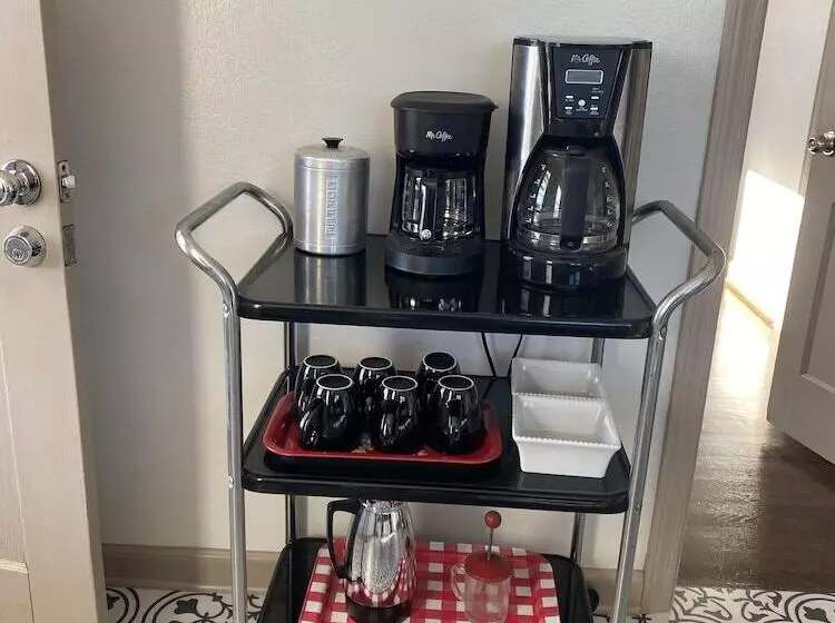 Shirley S Bed And Breakfast