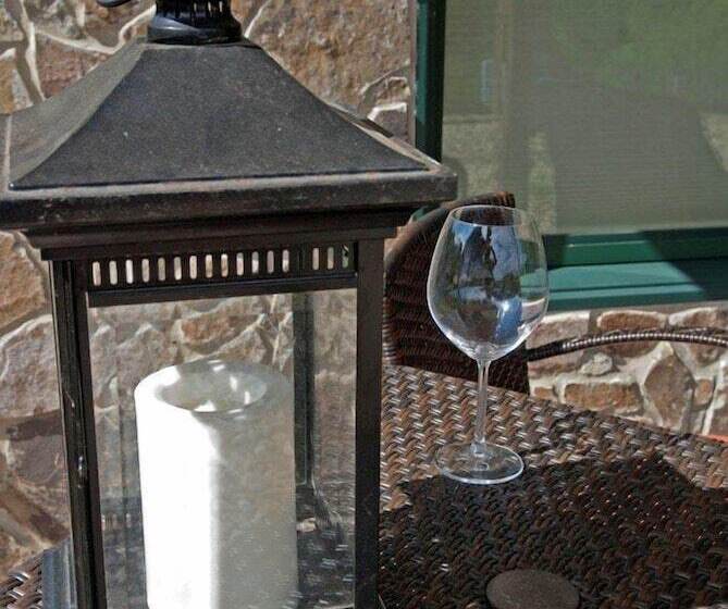 Shirley S Bed And Breakfast