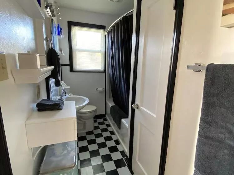 Shirley S Bed And Breakfast