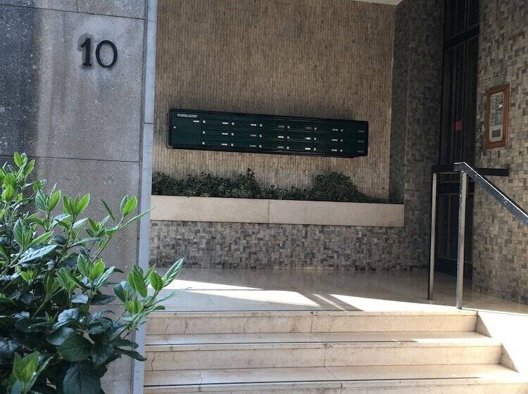 تختخواب و صبحانه Simoni 10