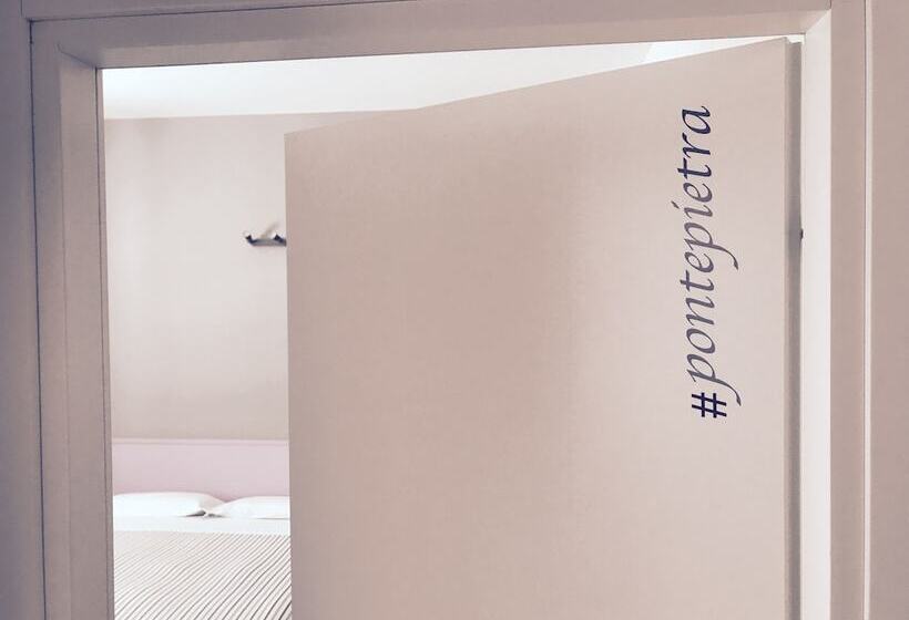 تختخواب و صبحانه Simoni 10