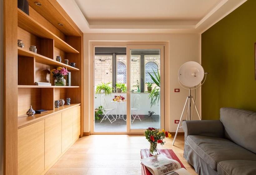 تختخواب و صبحانه Cassaro261