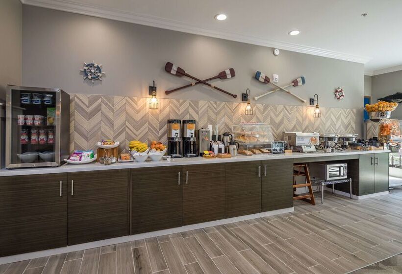 Aristocrat Hotel, Bw Signature Collection