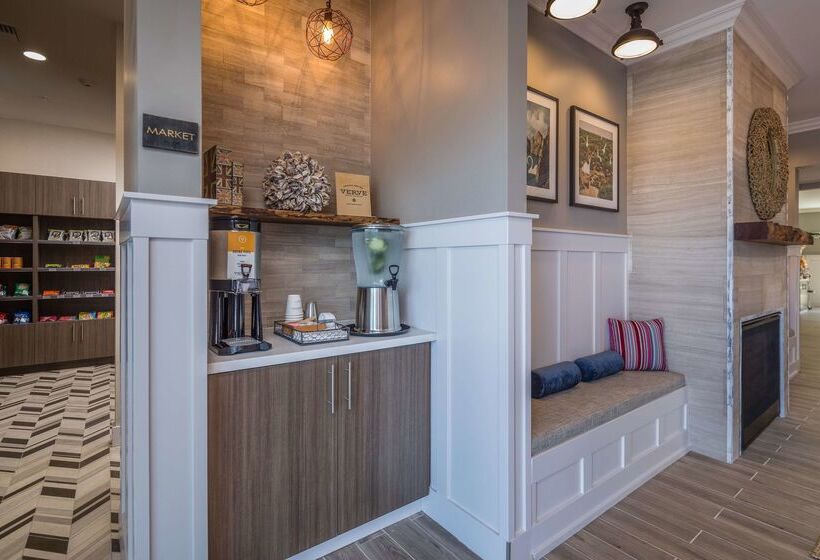 Aristocrat Hotel, Bw Signature Collection