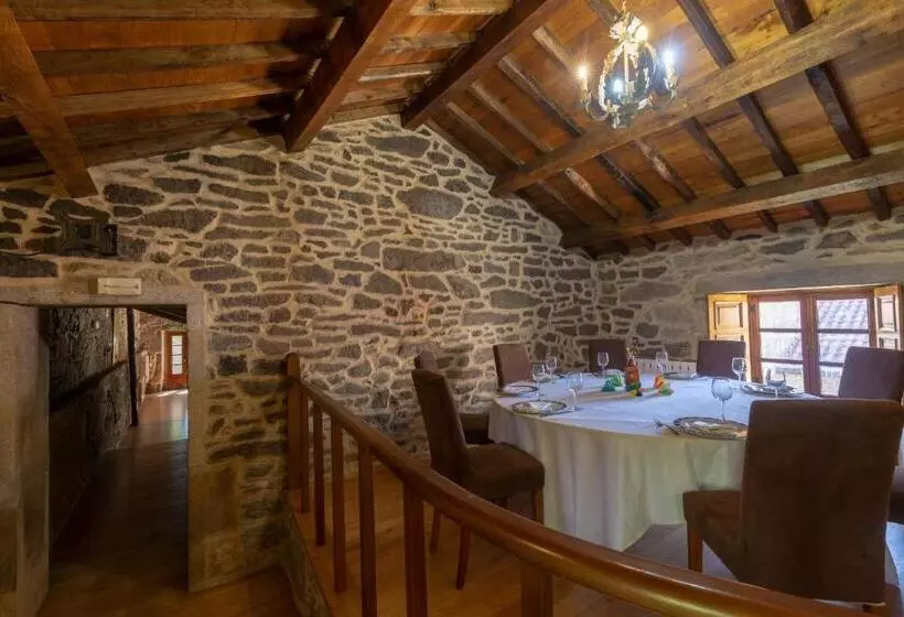 Hotelli Asador De Roxos Casa Albardonedo