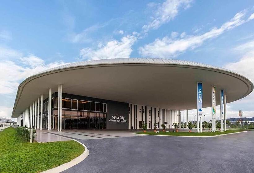 فندق De Houz   Trefoil Setia Alam Home Stay