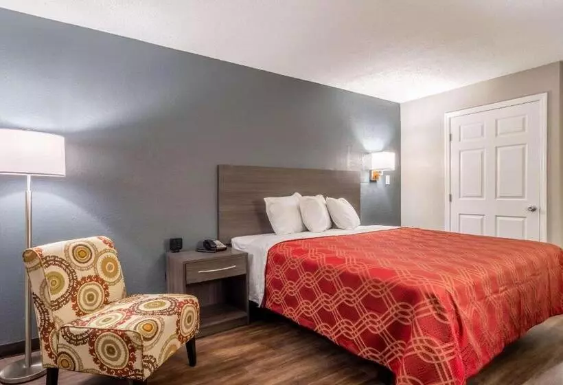 Hotelli Econo Lodge East Ridge