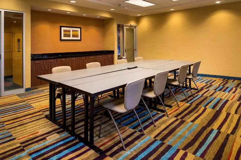 ホテル Fairfield Inn & Suites By Marriott St. Louis Westport