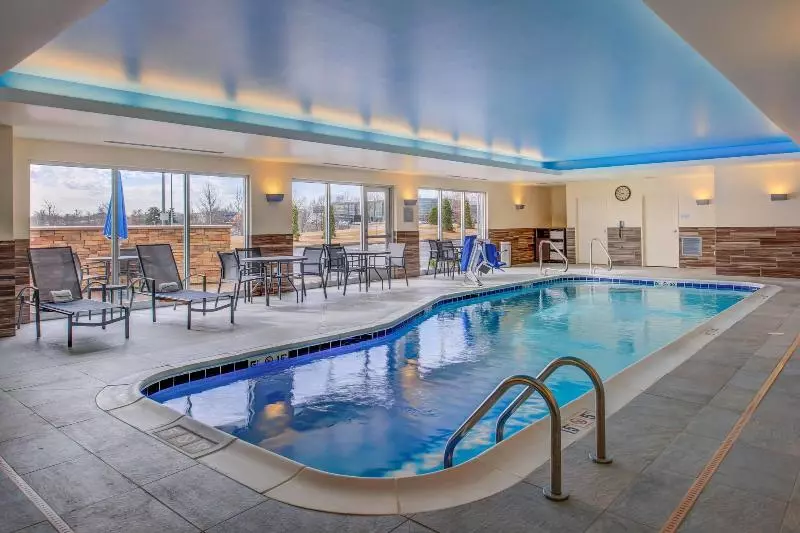ホテル Fairfield Inn & Suites By Marriott St. Louis Westport