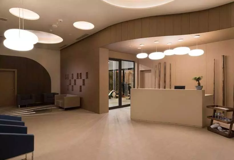 ホテル Gf Victoria