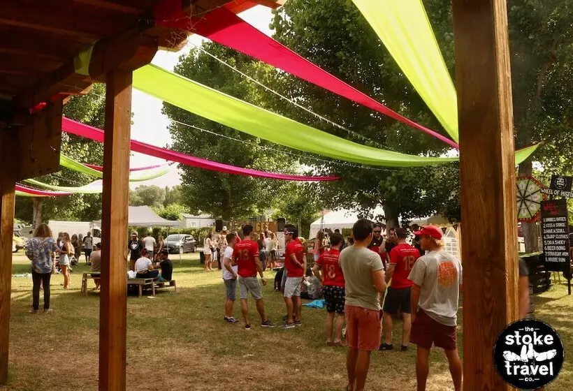 Hotel Haro Camping