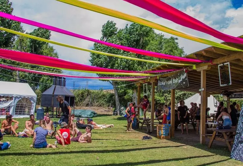 Hotel Haro Camping