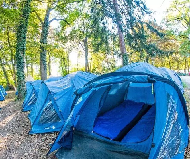 Hotel Haro Camping