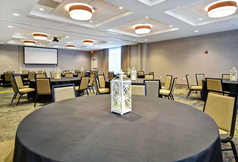 Hotelli Hilton Garden Inn Jackson