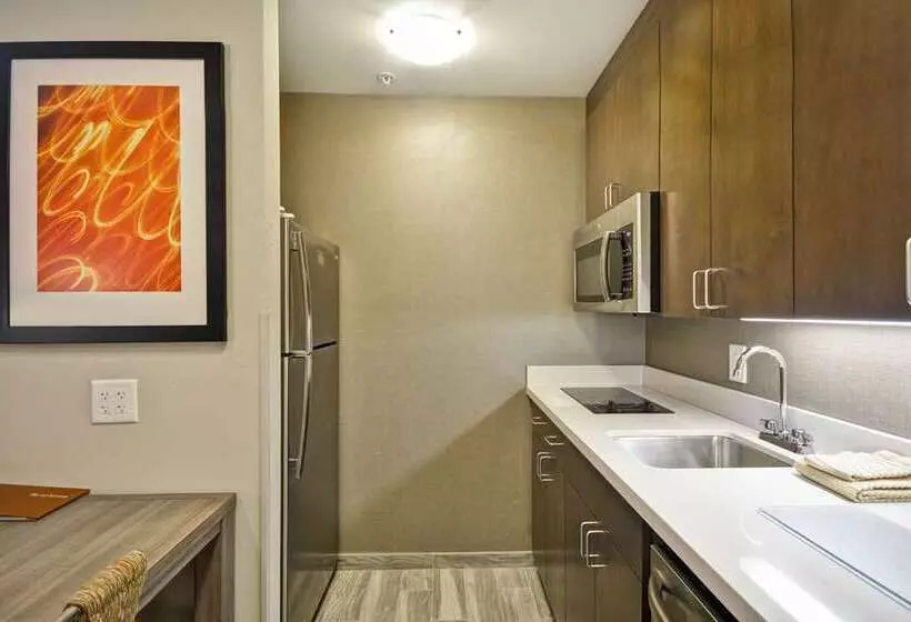 هتل Homewood Suites By Hilton Rocky Mount
