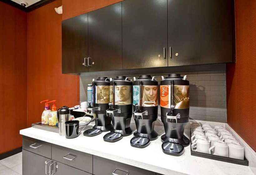 בית מלון כפרי Homewood Suites By Hilton Rocky Mount