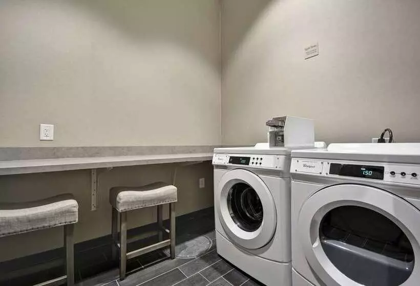 هتل Homewood Suites By Hilton Rocky Mount