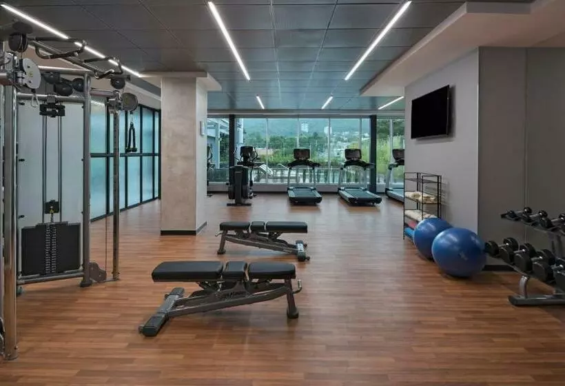 هتل Hyatt Place San Pedro