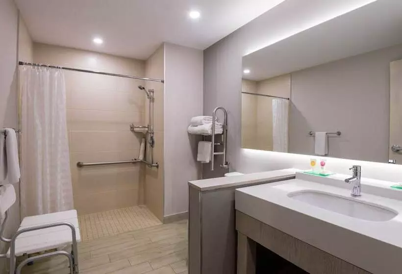 هتل Hyatt Place San Pedro