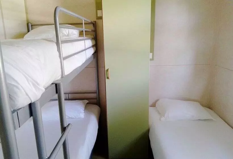 ホテル Parque De Campismo Orbitur Valado