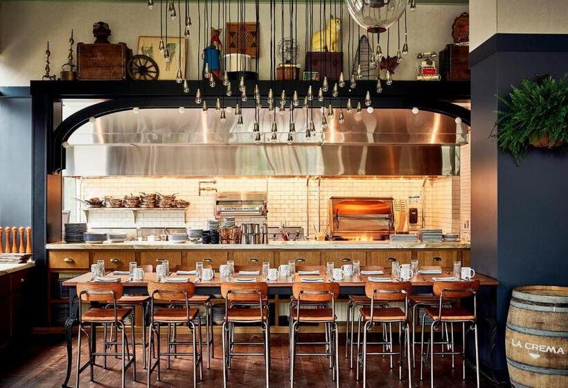 Perry Lane Hotel, A Luxury Collection Hotel, Savannah