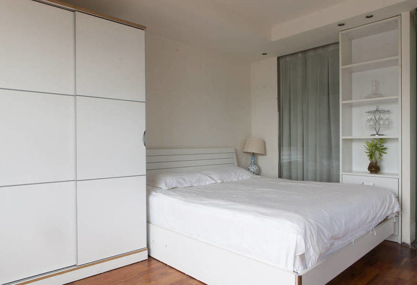 Yasmine Seasons Park Apartment