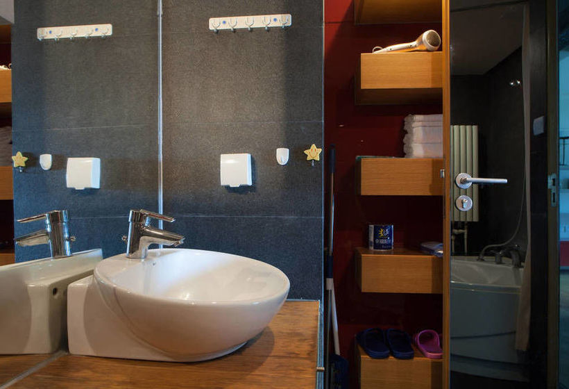 Yasmine Seasons Park Apartment