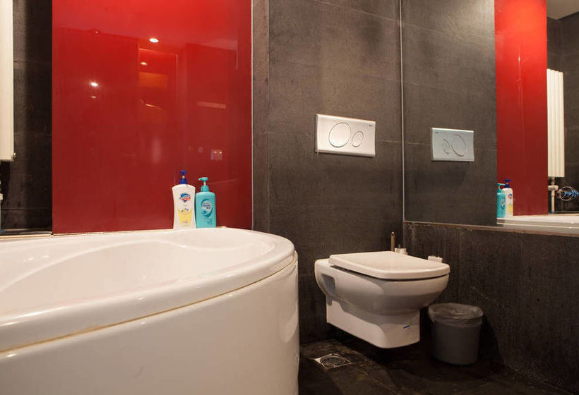 Yasmine Seasons Park Apartment