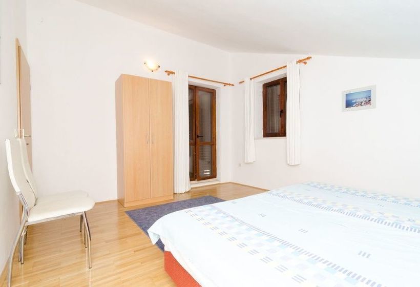 Apartments Matuå¡ko