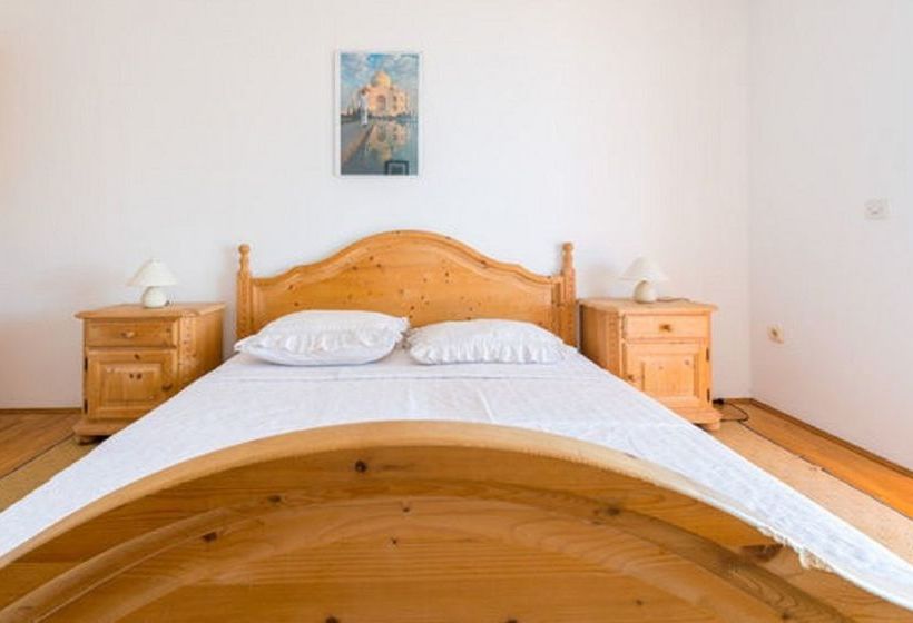 Apartments Matuå¡ko