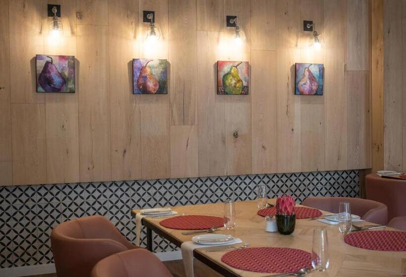 Atholplace Hotel & Villa