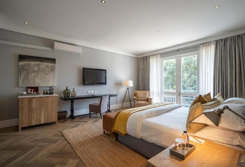 Atholplace Hotel & Villa