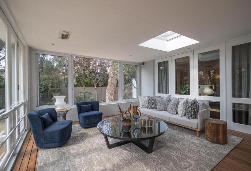 Atholplace Hotel & Villa